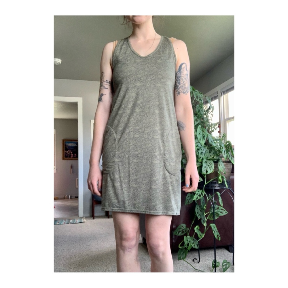 Mountain hardwear dress